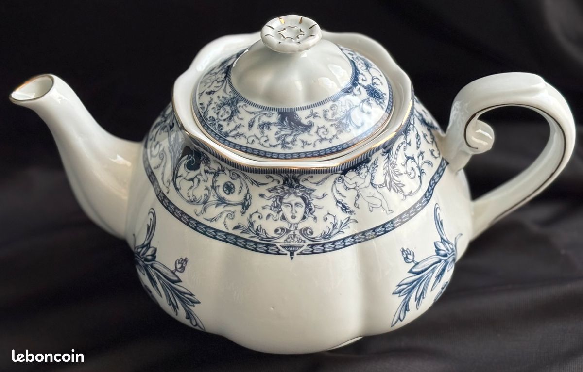 Théière Ancienne En Porcelaine Blanche 3 Pièces – Vaisselle Vintage Déco