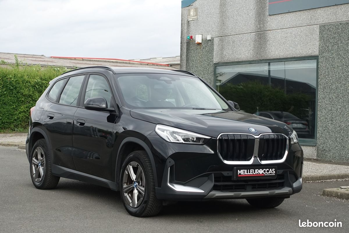 X1 Hybride Rechargeable X-Drive 25ea BVA 245ch Live Cockpit/Cuir/Grd Gps Europe/Caméra/Carplay/Régulateur/LED/Attelage/1*Main/Garantie 12 mois (image 3)