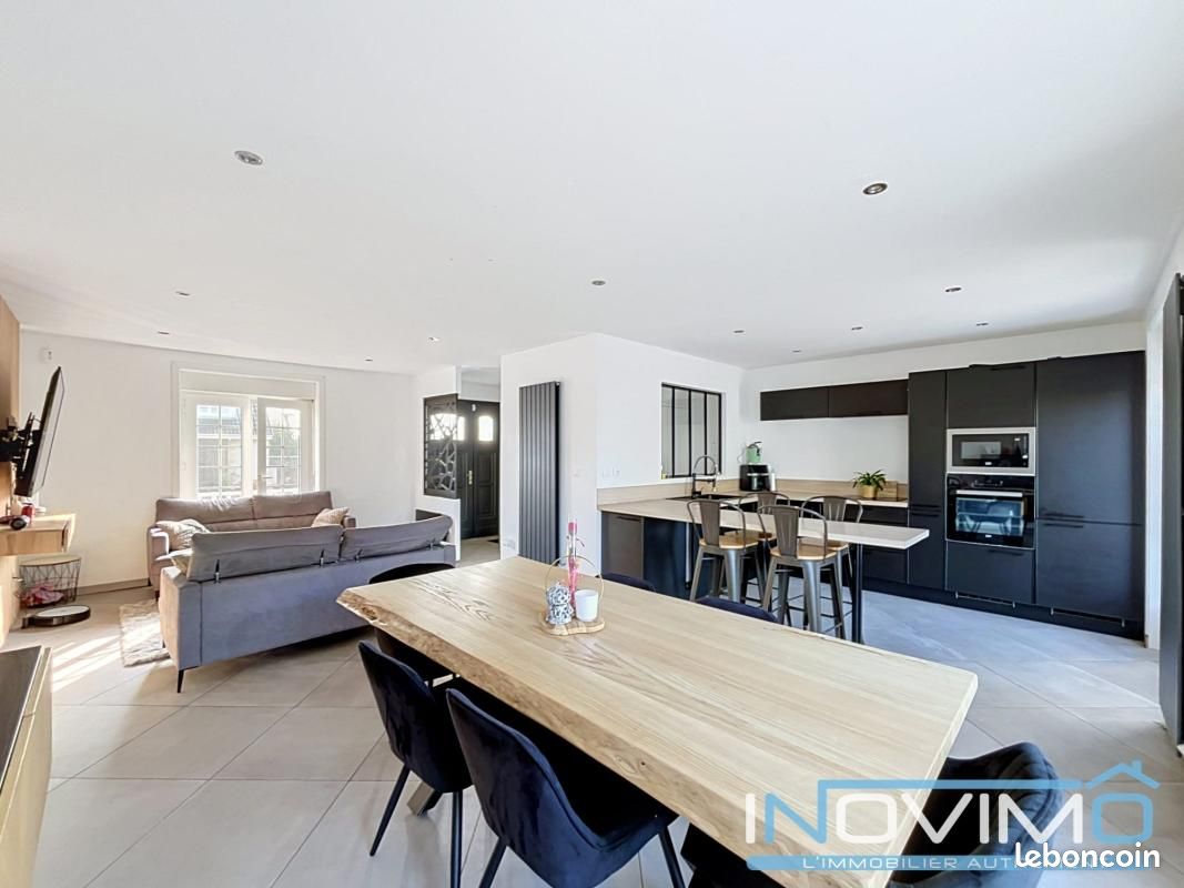 Maison 5 pièces 82 m² · à Bourbourg · 82 m² · 233 200 €