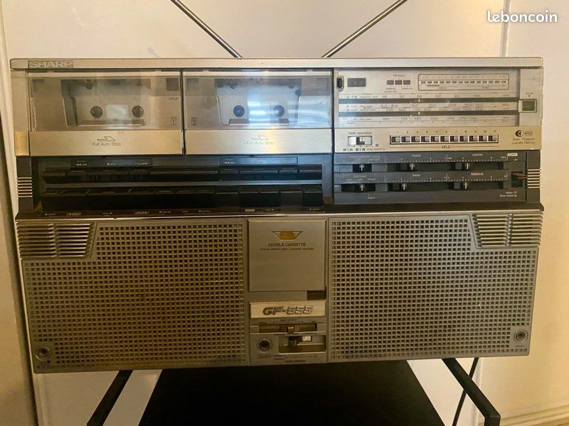 RADIO/CASSETTE SHARP BOOMBOX Ghetto Blaster années 80 GF-555 4 bandes