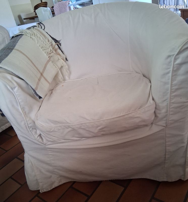 2 fauteuils ikea (image 1)