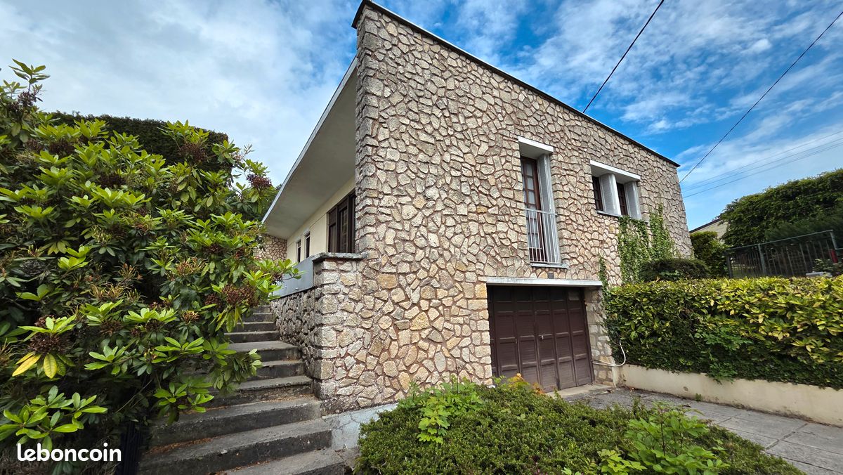 Maison 5 pièces 74 m² · à Hirson · 74 m² · 81 000 €