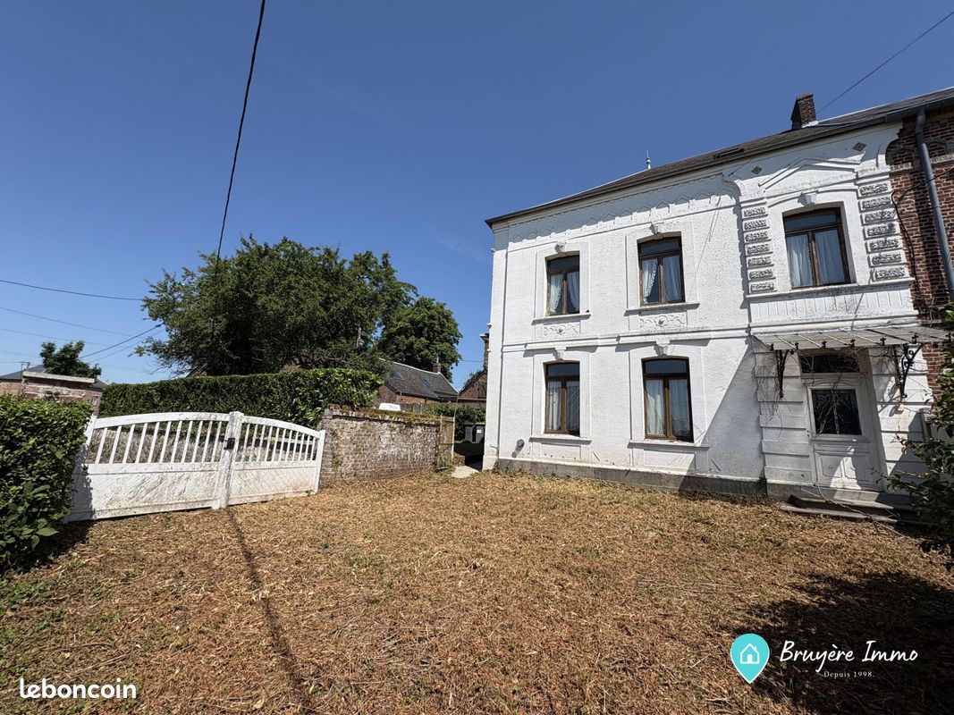 Maison 5 pièces 140 m² · à Saint-Remy-Chaussée · 140 m² · 74 900 €