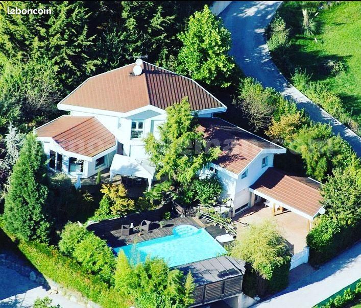 Maison 7 pièces 184 m² · à Cranves-Sales · 184 m² · 799 000 €