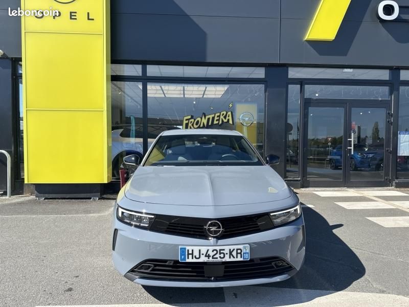 Opel Astra 1.2 Turbo Hybrid 145ch Business e-DCT 6 (image 2)