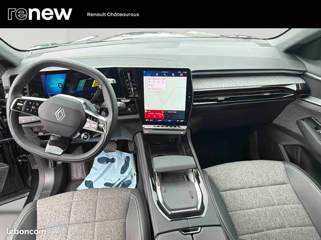 RENAULT Espace E-Tech full hybrid 200 GSR2 Techno (image 12)
