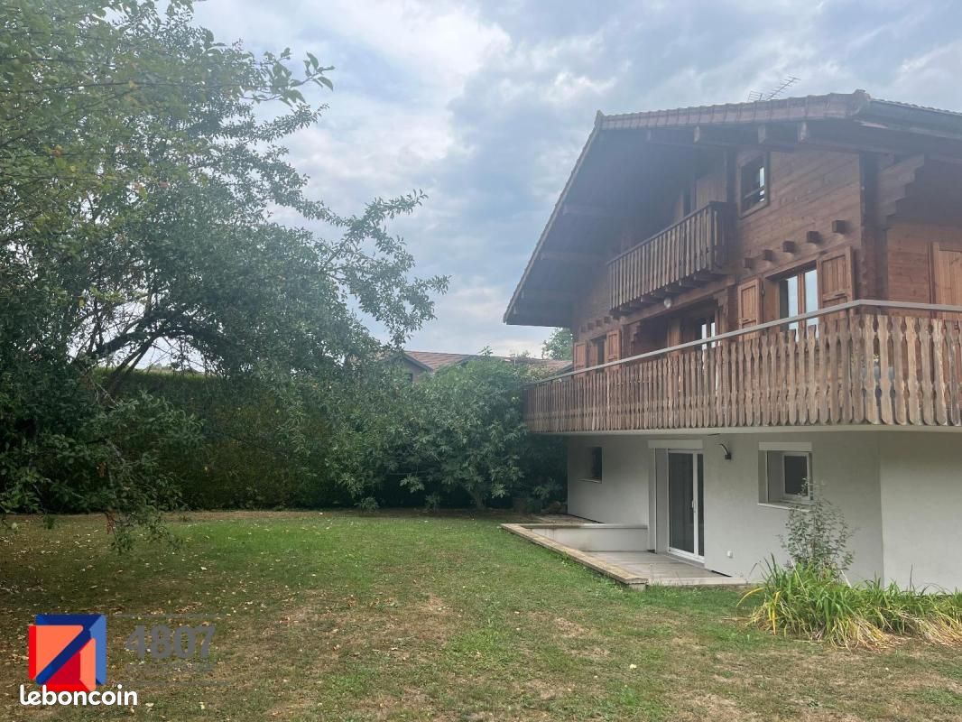 Maison 5 pièces 105 m² · à Fillière · 105 m² · 2 000 €/mois