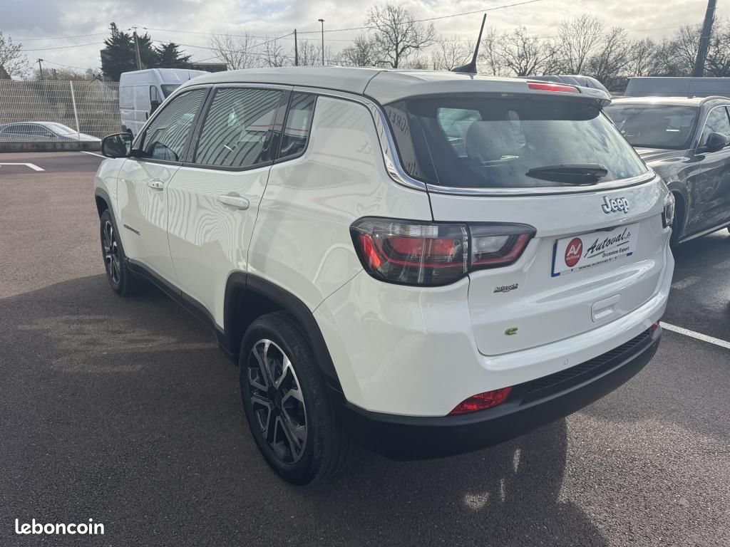 Jeep Compass E-HYBRID 130 CH LIMITED 4X2 (image 2)