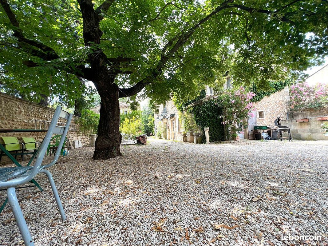 Maison 10 pièces 585 m² (image 4)