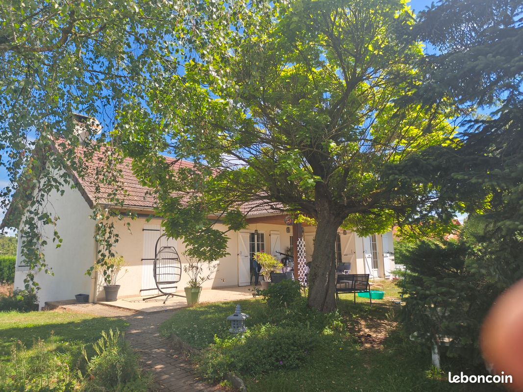 Maison 4 pièces 108 m² · à Romenay · 108 m² · 210 000 €