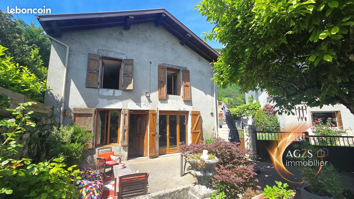 Maison 3 pièces 110 m² · à Bernin · 110 m² · 389 000 €