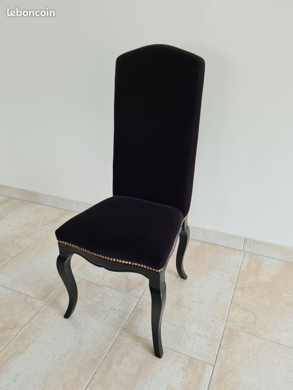 Table à manger avec 6 chaises (image 4)