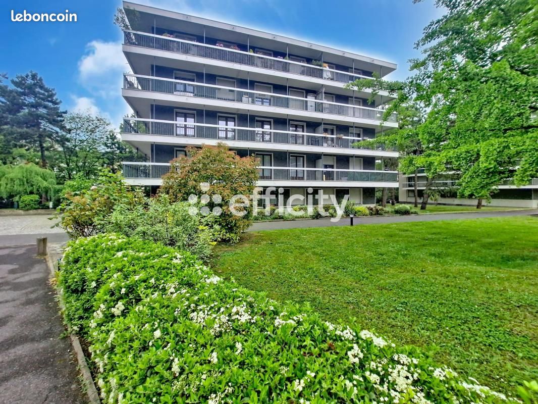 Appartement 5 pièces 96 m² · à Saint-Gratien · 96 m² · 239 000 €