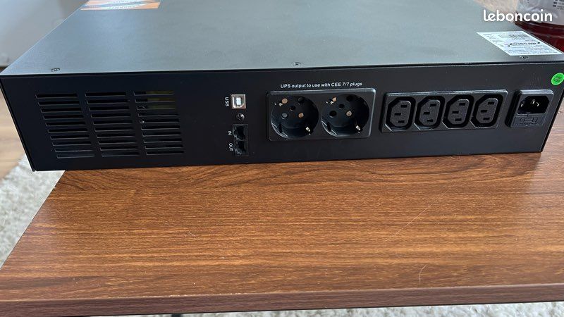 Ondulateur infosec x4 rm plus 800 (image 3)