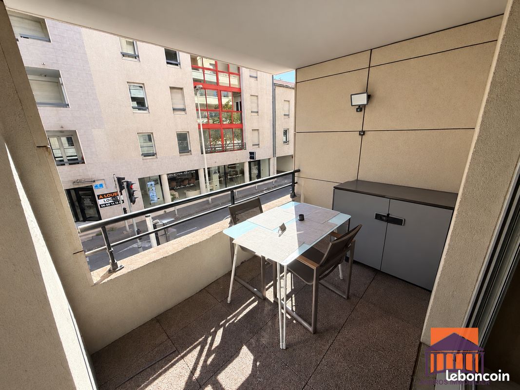 Appartement 3 pièces 44 m² · à Marseille · 44 m² · 279 720 €