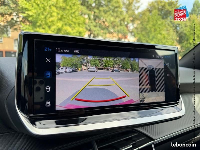 Peugeot 2008 1.2 Hybrid 136ch Allure e-DCS6 (image 23)