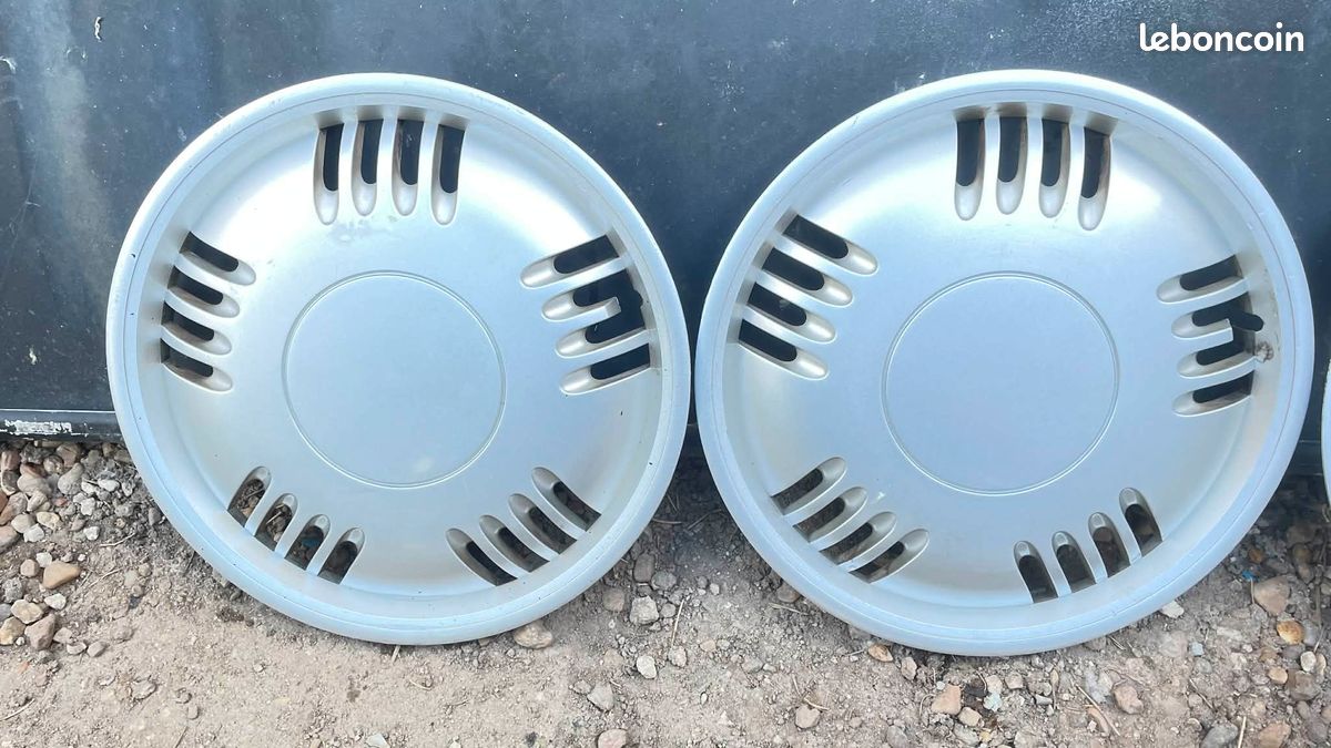 Enjoliveurs Renault 25, enjoliveurs Renault 21, R25 R21, 7700782413 modèle Twenty (image 2)