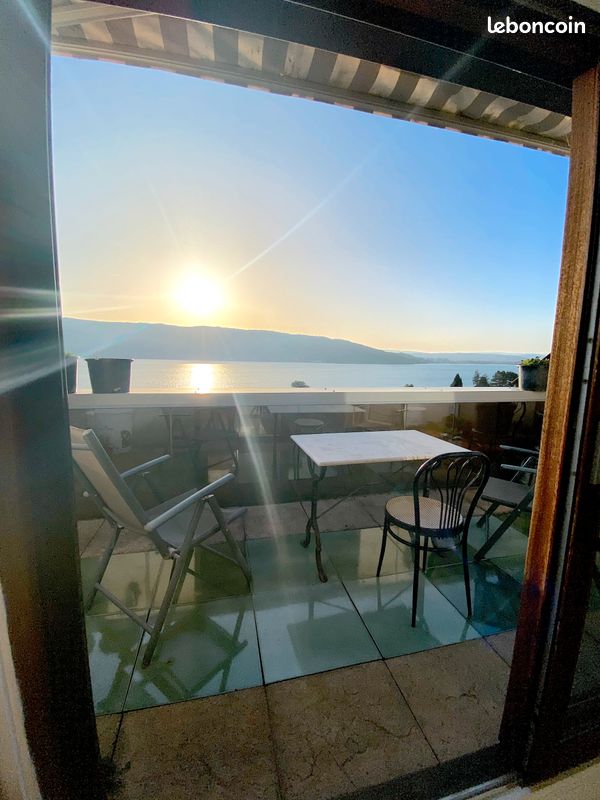 Appartement 2 pièces 50 m² · à Veyrier-du-Lac · 50 m² · 980 €/mois