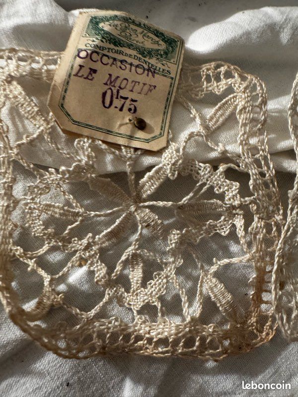 Rare lot de 10 motifs carrés anciens en dentelle – Échantillons Jeanne Hallée – Belle Époque (image 6)