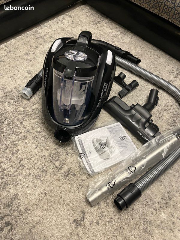 Aspirateur sans sac Rowenta Compact Power Cyclonic Électroménager