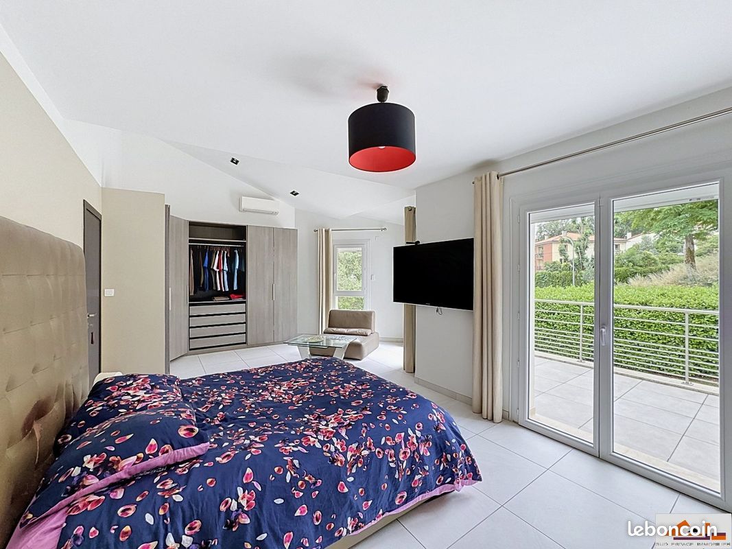 Villa 7 pièces 228 m² (image 11)