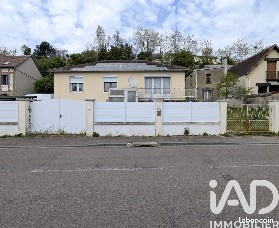 Maison 4 pièces 64 m² · à Saint-Aubin-lès-Elbeuf · 64 m² · 135 000 €