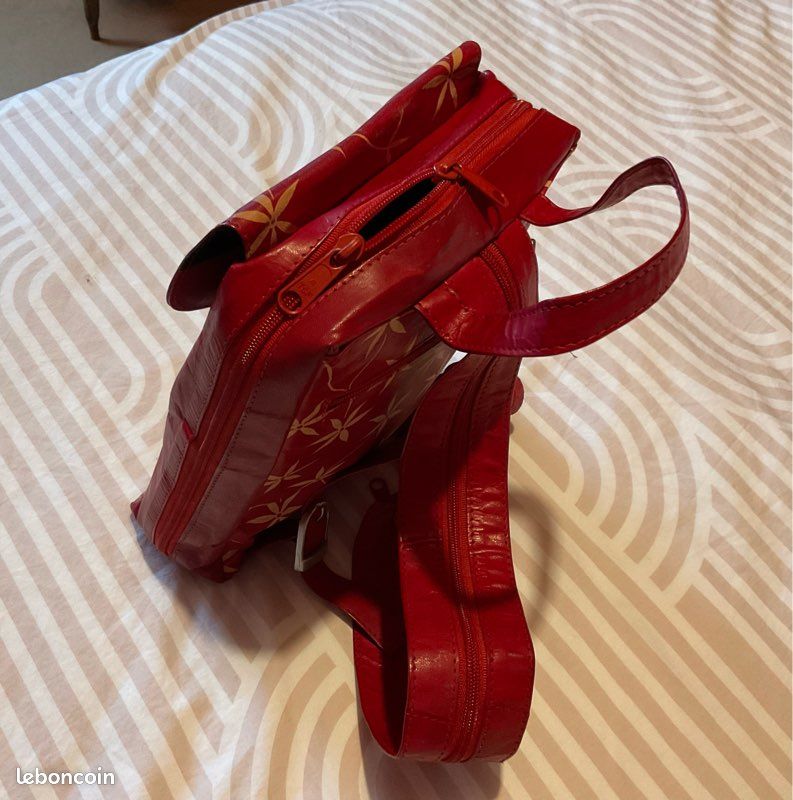 Petit Sac à dos cuir rouge et beige (image 4)