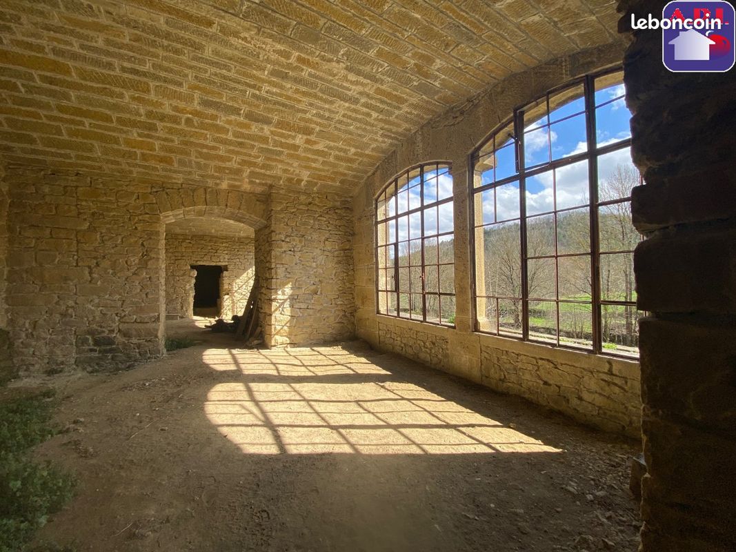 Maison 1 pièce 400 m² · à Mirepoix · 400 m² · 70 000 €