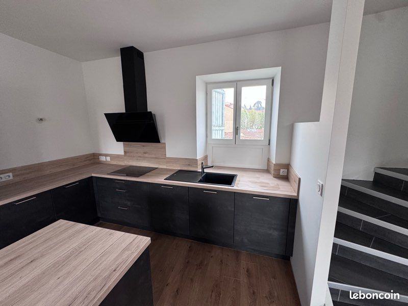Appartement 4 pièces 87 m² · à Montbrison · 87 m² · 880 €/mois