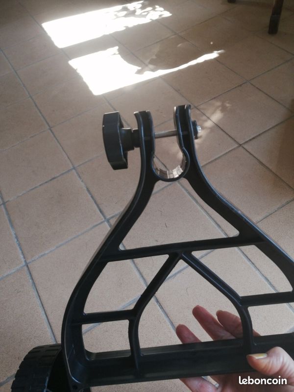 Roulettes pour outils jardin (image 5)