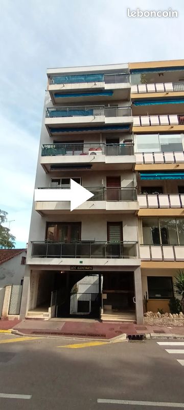 Appartement 1 pièce 36 m² · à Mandelieu-la-Napoule · 36 m² · 685 €
