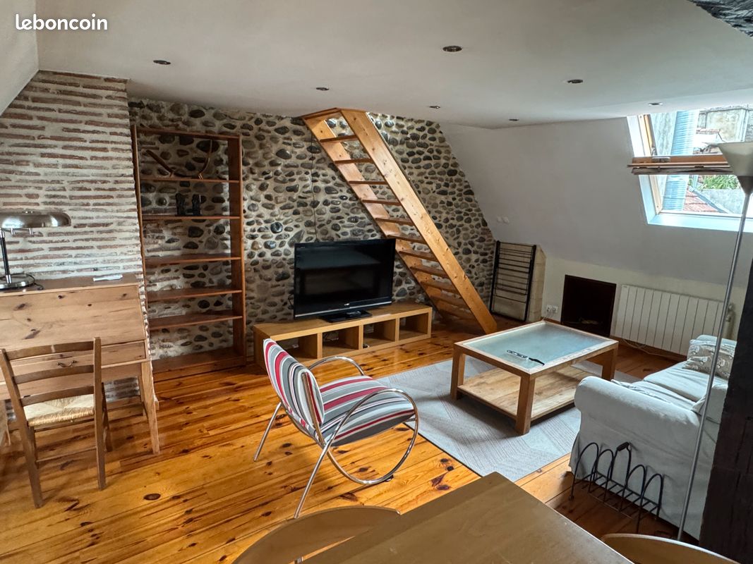 Appartement 3 pièces 80 m² · à Pau · 80 m² · 725 €/mois