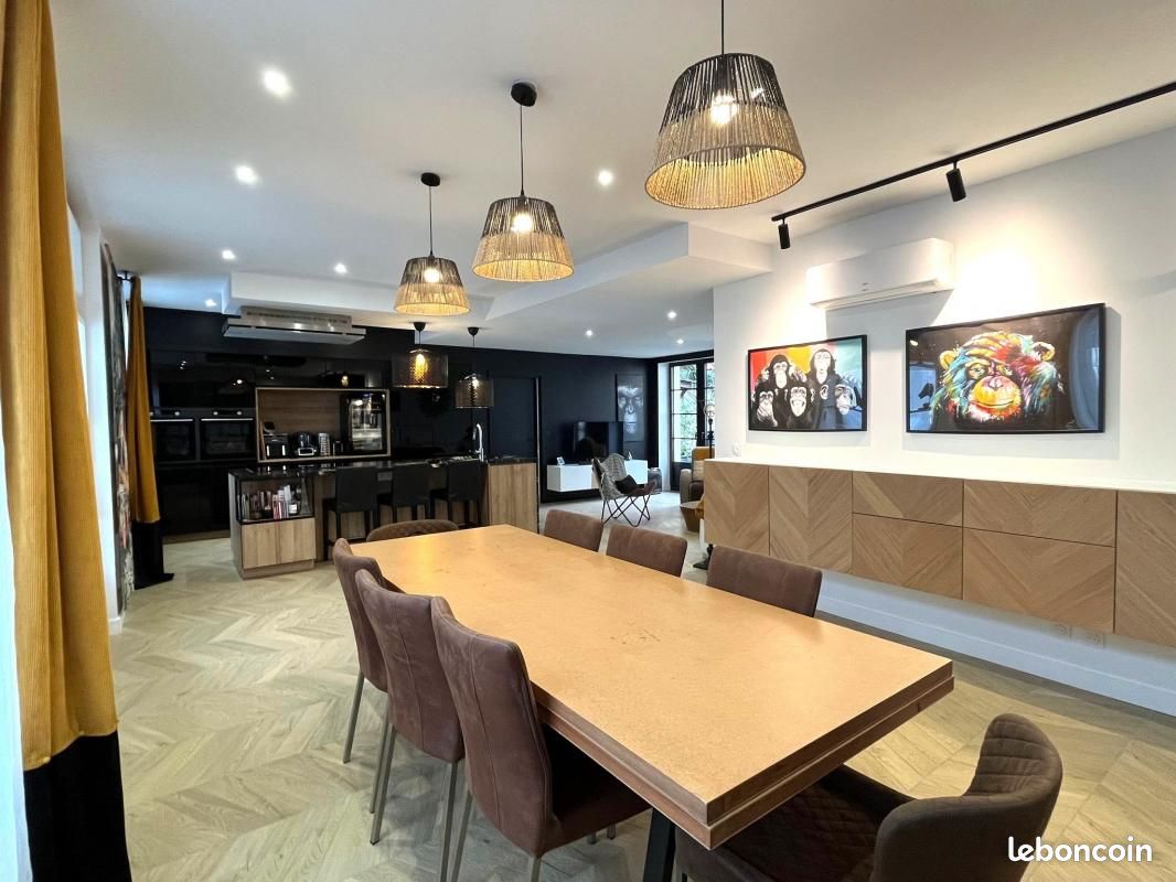 Maison de ville 6 pièces 208 m² - Dax 40100 (image principale 3)