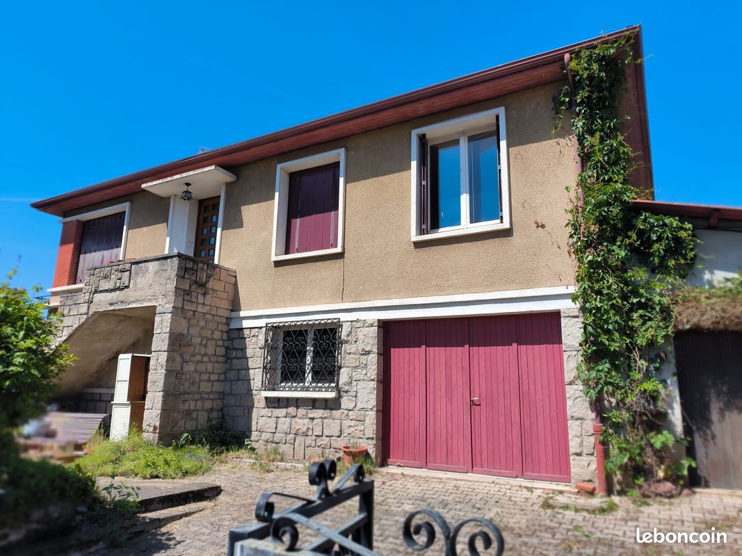 Maison 5 pièces 100 m² · à Saint-Paulien · 100 m² · 160 000 €