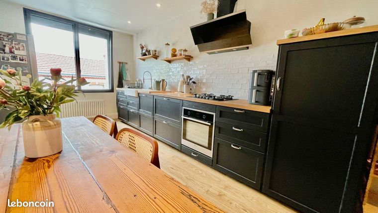 Propriété 7 pièces 190 m²