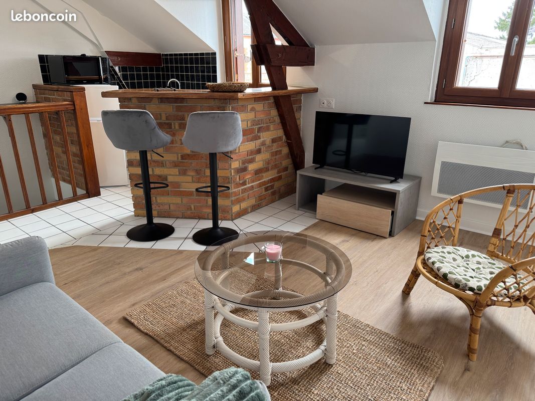 Maison 3 pièces 69 m² · à Tours · 69 m² · 880 €