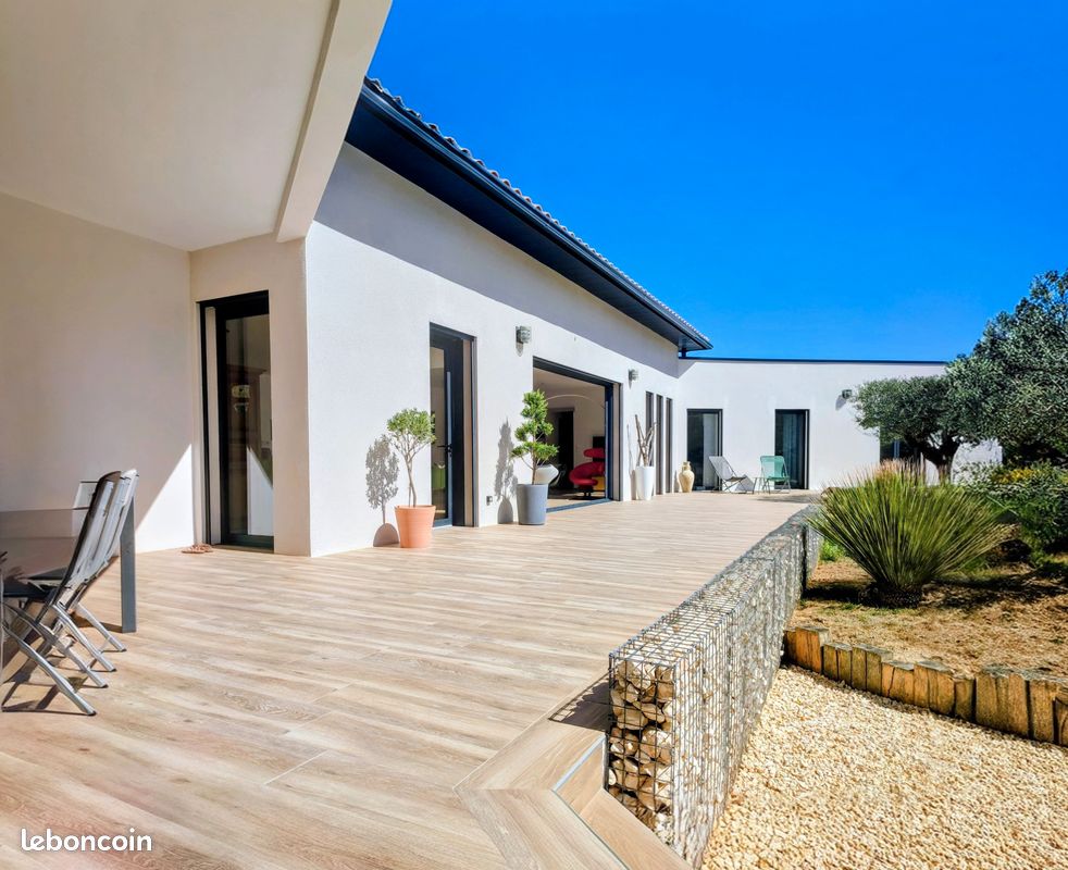 Maison 4 pièces 146 m² · à Tavel · 146 m² · 583 000 €
