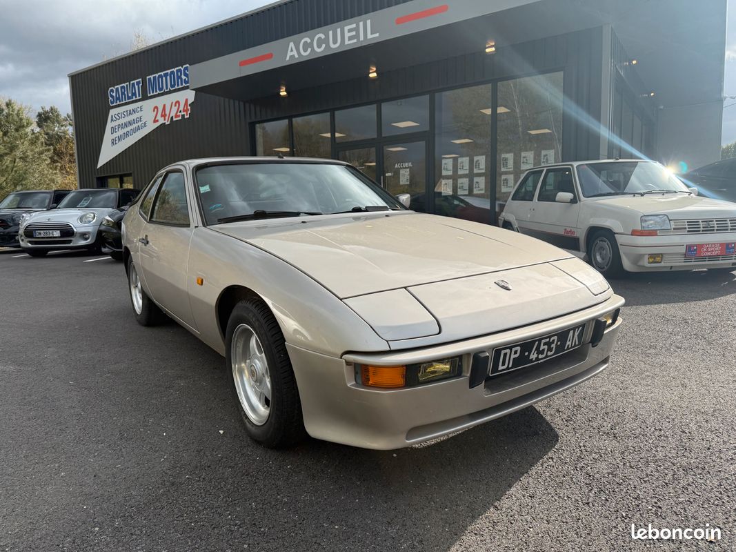 Porsche 924 (image 6)