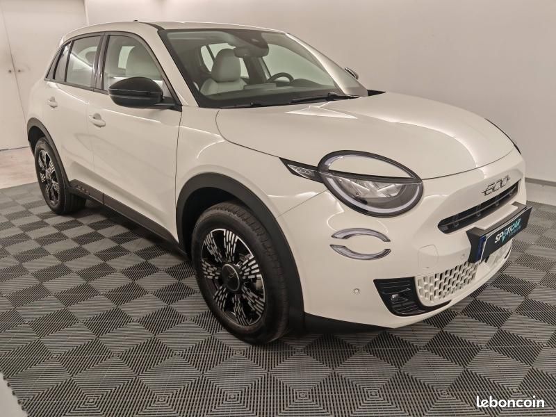 Fiat 600 1.2 Hybrid Turbo 110ch Icône eDCT6 Step 2 (image 3)