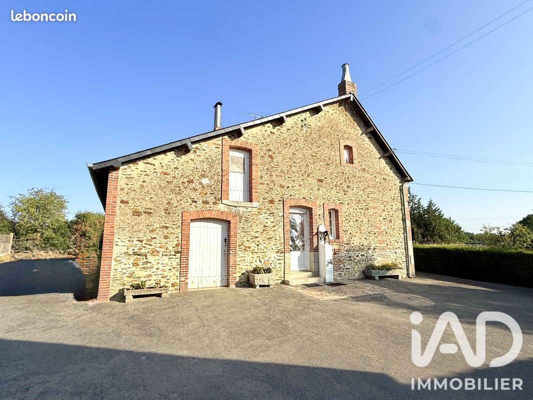 Maison 5 pièces 99 m² · à Cossé-le-Vivien · 99 m² · 167 500 €