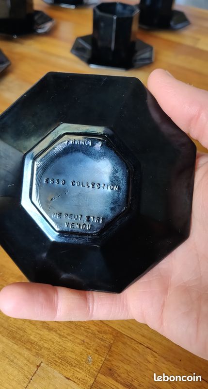 6 tasses à café vintage avec soucoupes en arcoroc bon état