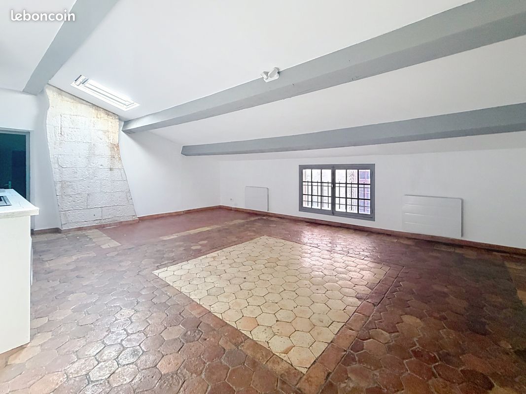 Appartement 3 pièces 64 m² · à Beaucaire · 64 m² · 79 000 €