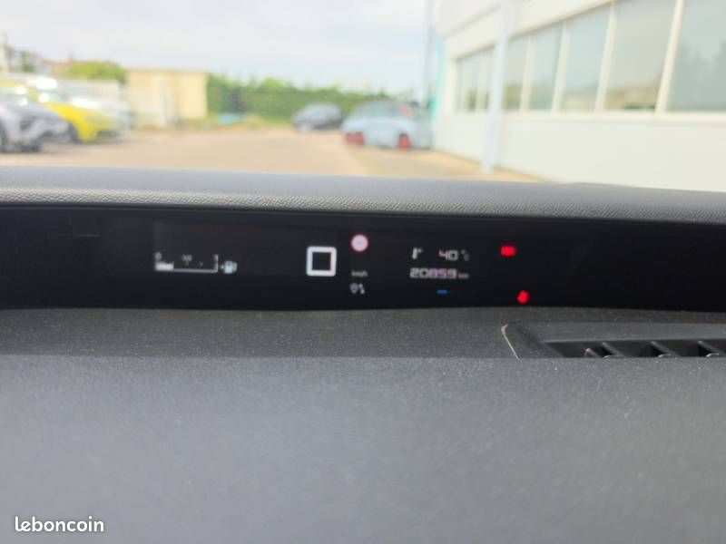 Citroën C3 PureTech 100 ch BVM6 Max (image 15)
