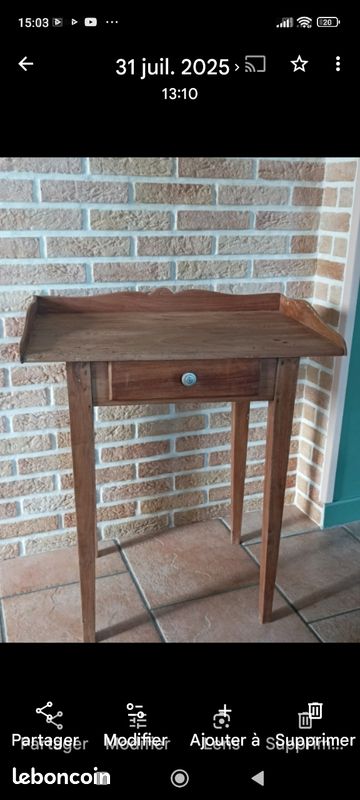 Petite table ancienne (image 1)