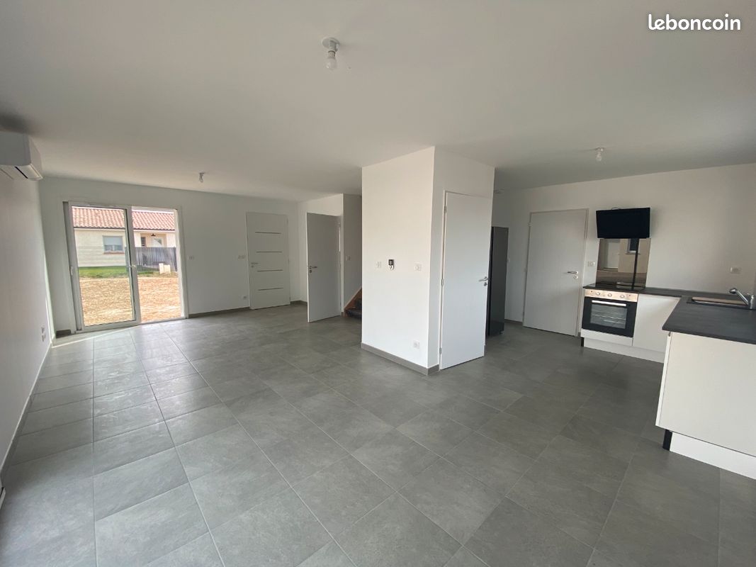Maison 4 pièces 90 m² · à Saint-Sulpice-la-Pointe · 90 m² · 1 000 €