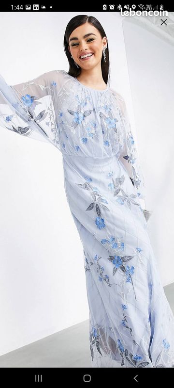 Jolie robe bleue en tulle brodé, Taille 40/42, jamais portée, neuve (image 5)