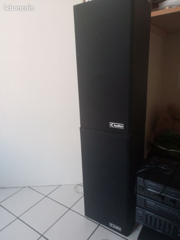 Vend chaîne ifi fonctionne parfaitement égaliser à régler c'est tout pour plus de détails contactez (image 3)
