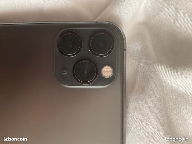 IPhone 11 Pro 256gb Noir très bon état (image 3)