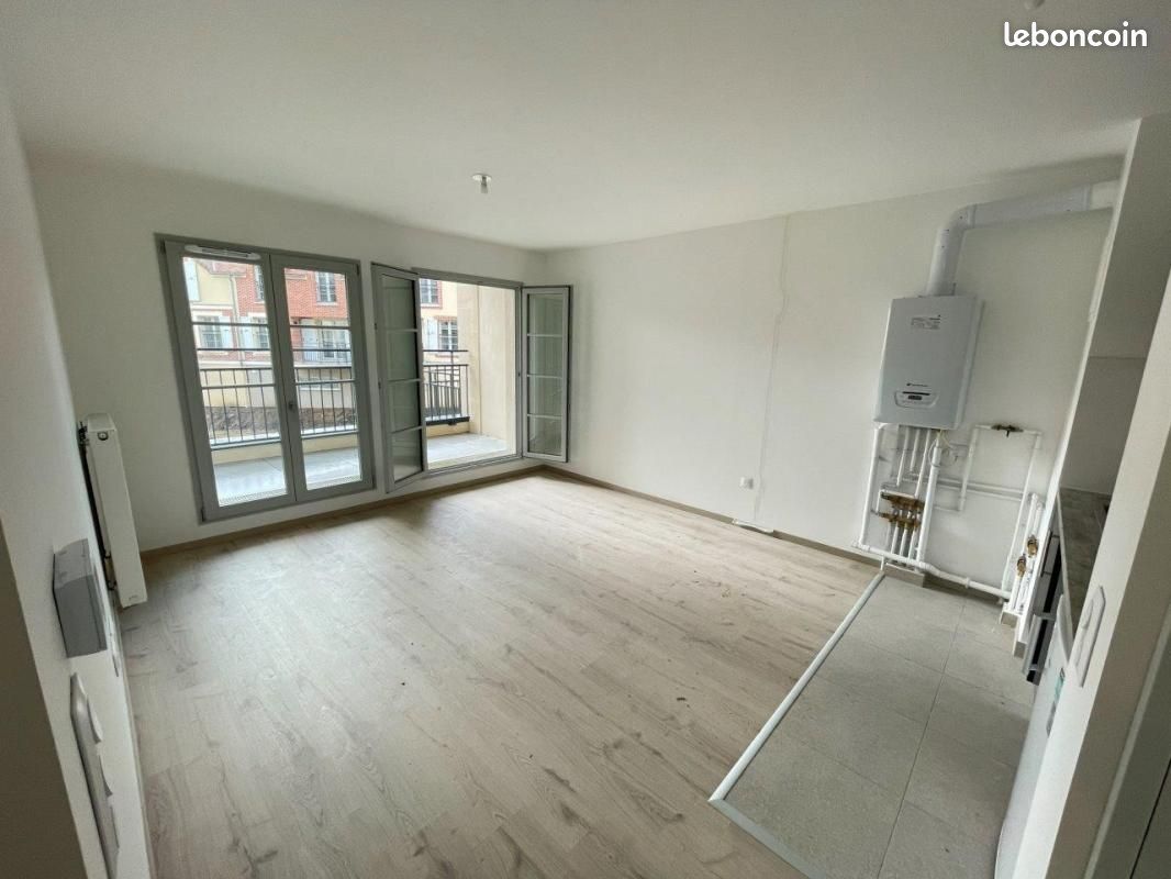 Appartement 2 pièces 44 m² · à Compiègne · 44 m² · 775 €