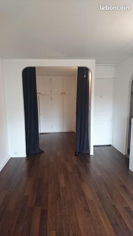 Appartement 1 pièce 27 m² · à Billère · 27 m² · 63 500 €